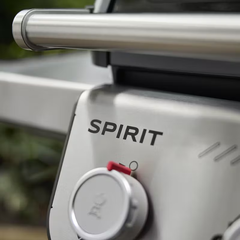 Asador de gas Spirit E-210