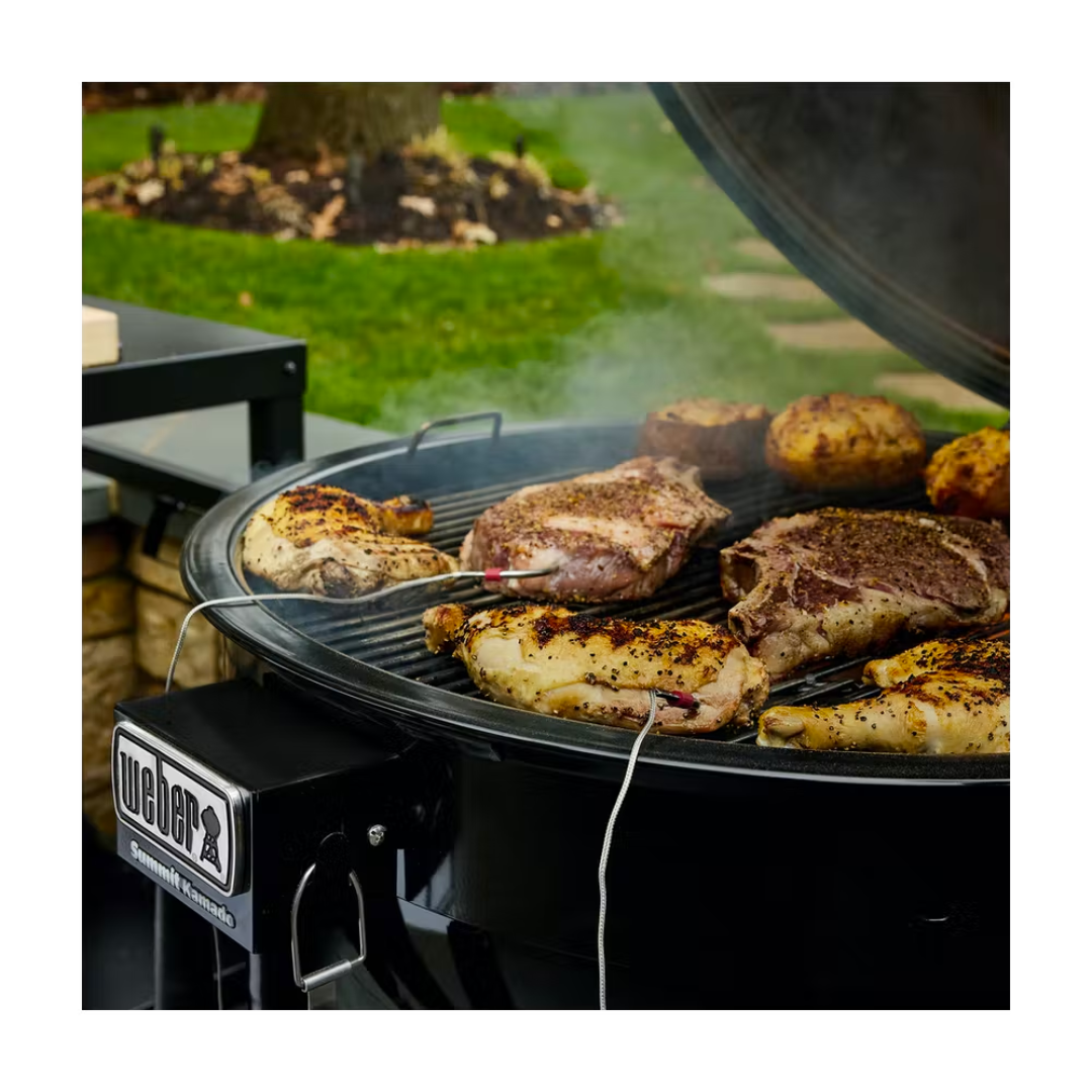 Asador de carbón Summit® Kamado E6 Negro